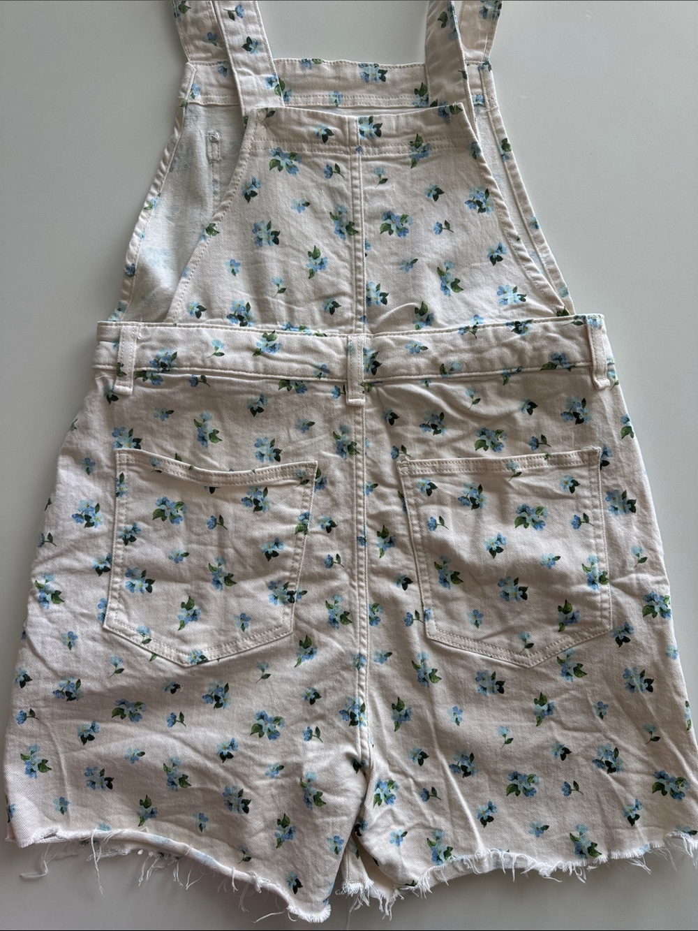 WeWoreWhat Short Overalls - Picture 4 of 5